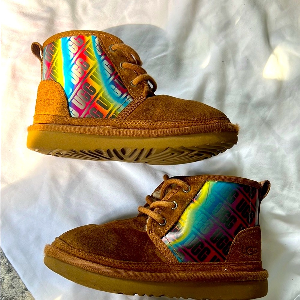 UGG Brown Suede Boots with Southwestern Pattern - Picture 5 of 7